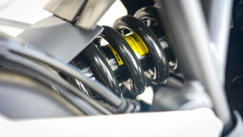 国产汽车卡钳测评视频,性能与品质的深度解析